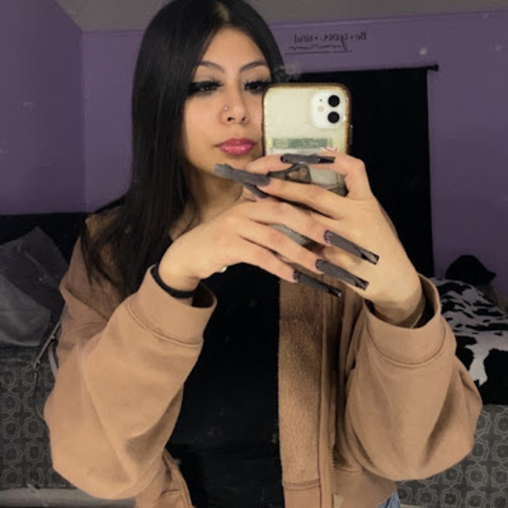 Meet your Posher, Melanie